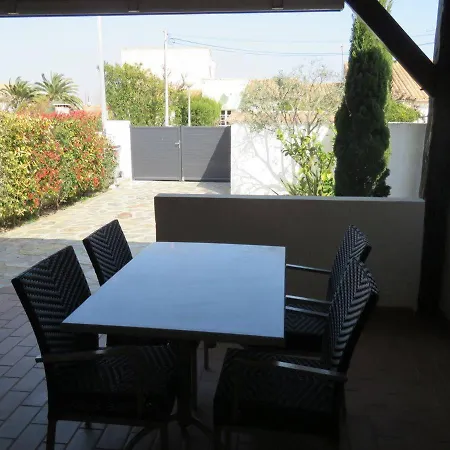 Maison Avec Terrasse, Bbq, Cour, 700m Plage, 3 Pieces, 6 Personnes - Fr-1-701-11 Vendres