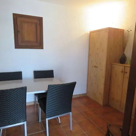 Maison Avec Terrasse, Bbq, Cour, 700m Plage, 3 Pieces, 6 Personnes - Fr-1-701-11 * Vendres